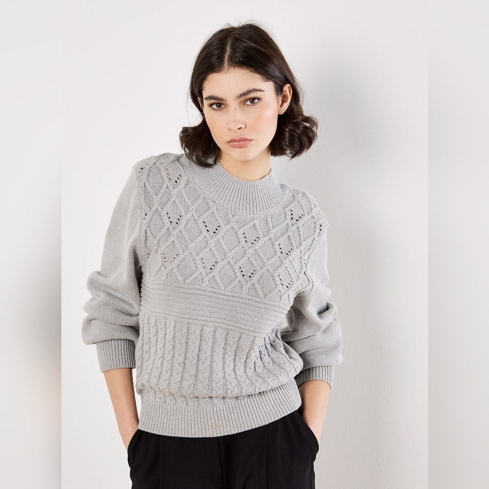 Multicable Mock Neck sweater